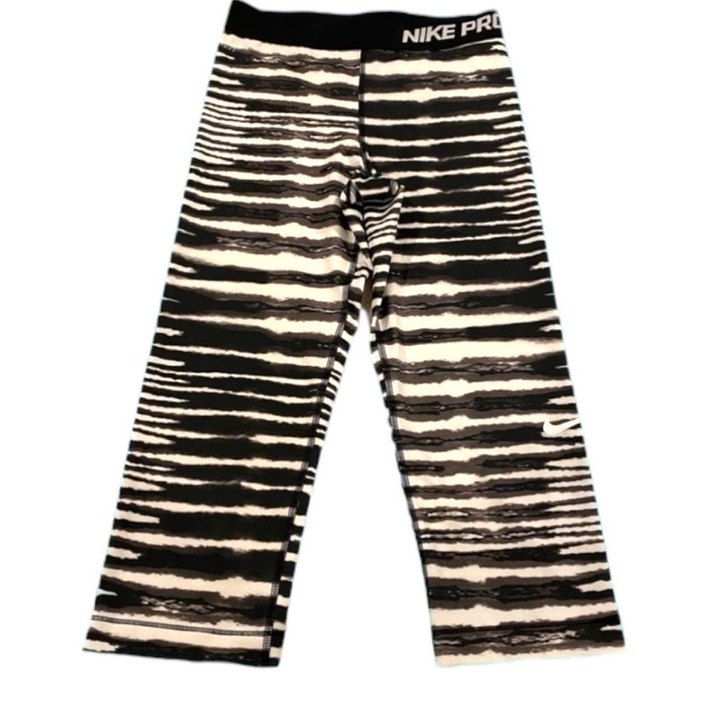 Nike Pro leggings size S